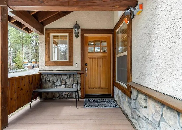 Bright 3Bd Kings Beach Townhome