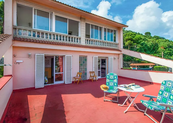 Pet Friendly Home In Santa Susanna