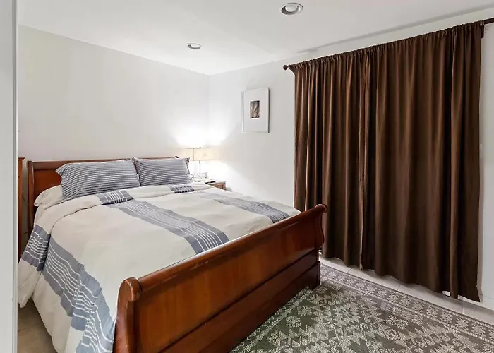 Villa Sofia East Hampton - Exclusive Vacation Rental With Pool