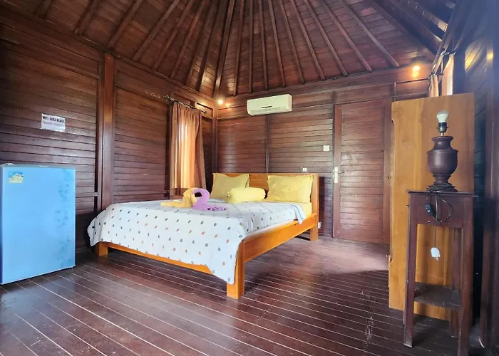 Suka Beach Bungalow