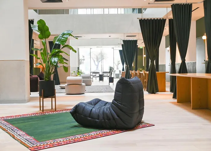 Hotel nahe College: The Muse