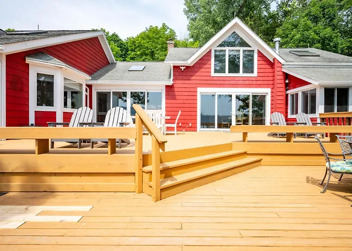 Lake House W/ Indr Pool And Jacuzzi