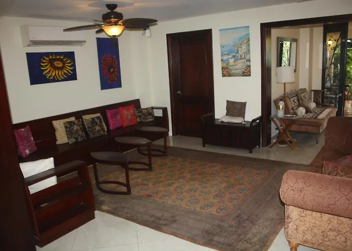 Casa 9 - Entire 4 Bedroom Home Coco Del Mar