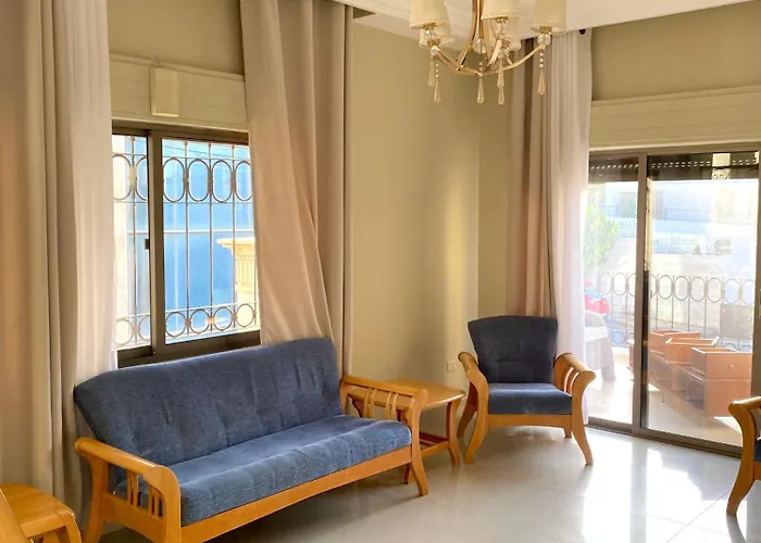 Luxurious 4 Bedroom Villa In Abdoun-Amman