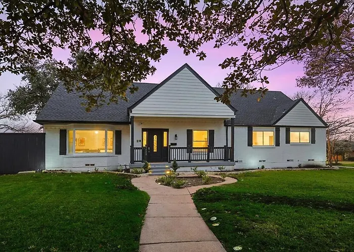 Upscale 6Br 2,5Ba Holiday Home With Pool, Hot Tub & Game Room