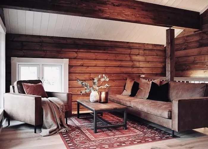 Hus I Geiranger Sentrum Med Panorama Utsikt