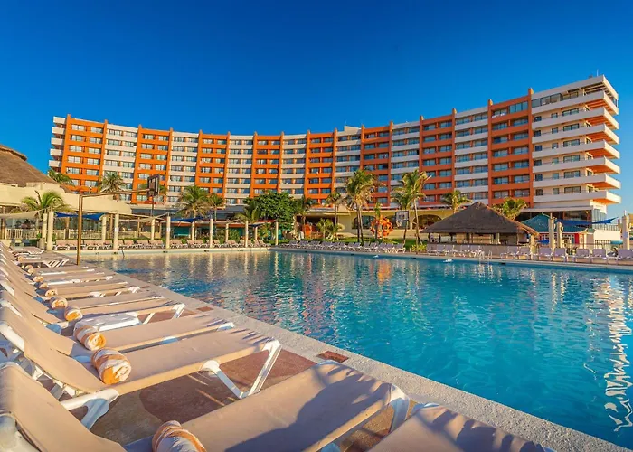 Waterpark hotel: Crown Paradise Club Cancun