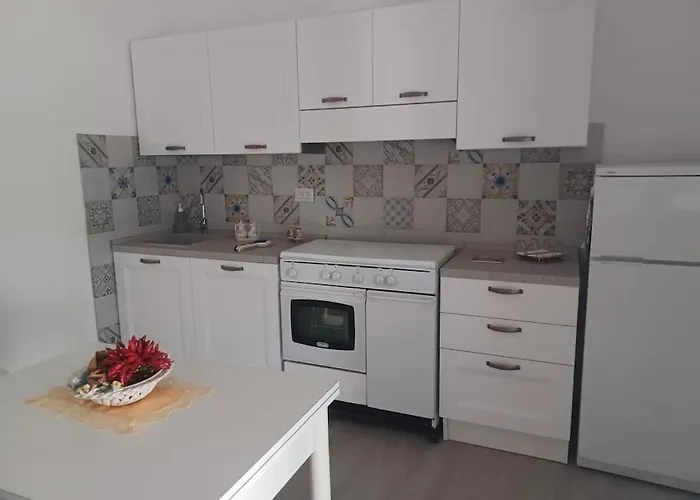 AL 70 Villa Leporano Marina