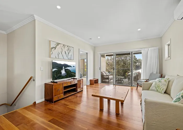 Sunnyside -15B Baldwin St Swr