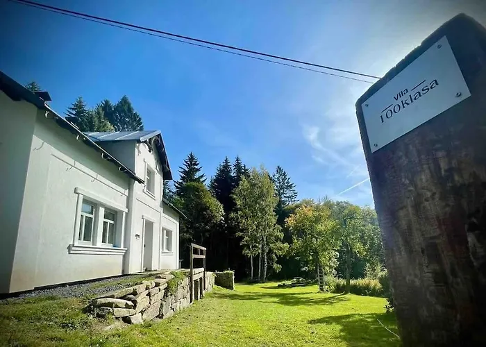 Vila 100Klasa