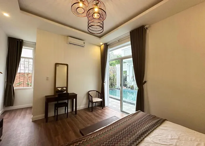 Fullhouse Hoian