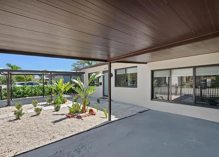 Near Beach Family Escape Heated Pool Fire Pit Bbq