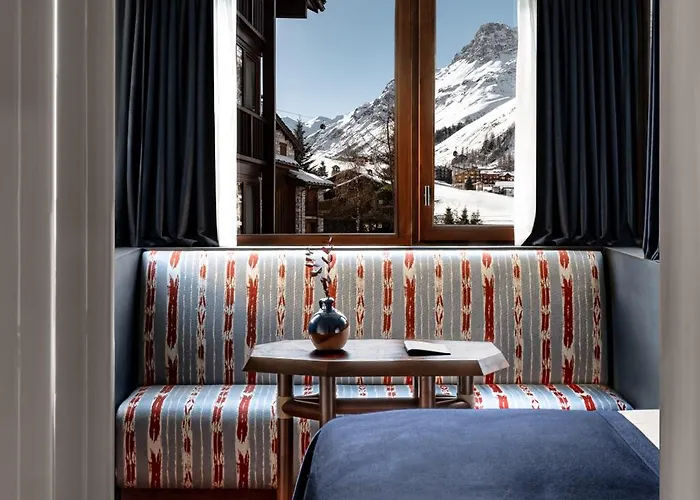  L'Aigle Des Neiges