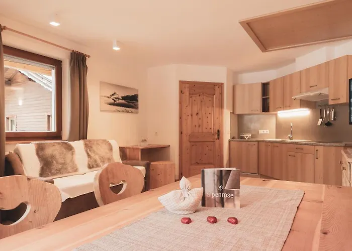 Hotel Con Piscina Residence Alpenrose