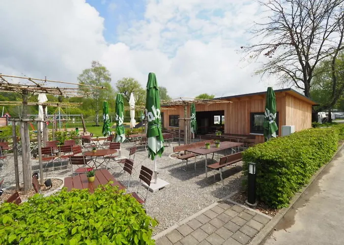 Holzhütte J23 klein