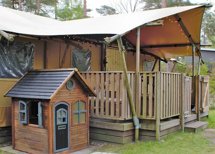 Hotel met uitzicht: Chalet&Glamping Ons plekje in het bos