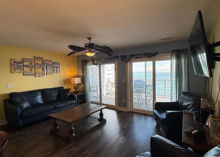 Put-In-Bay Waterfront Condo #209