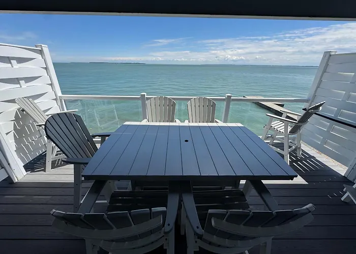 Put-In-Bay Waterfront Condo #209