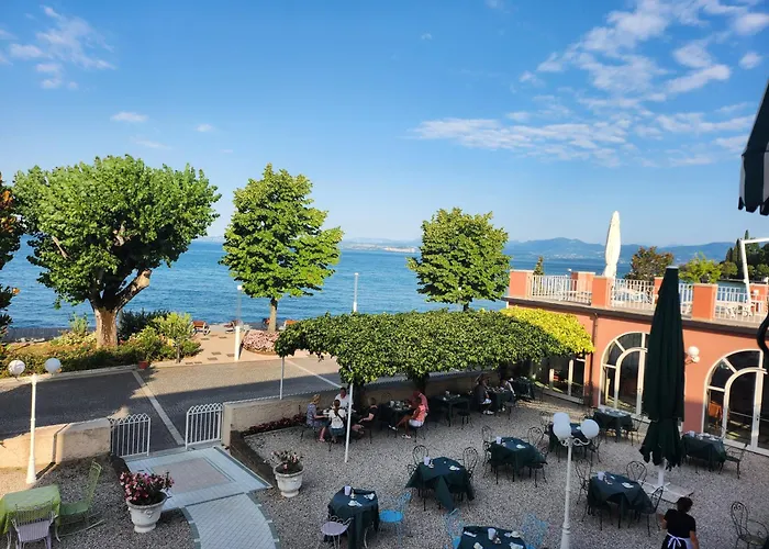 Alla Riviera