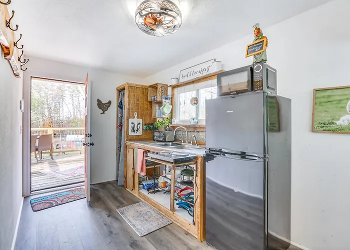 Countryside Gem On Homestead In Asheboro!