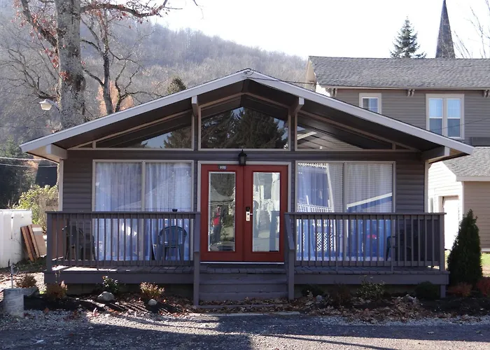 Edelweiss Ski Lodge