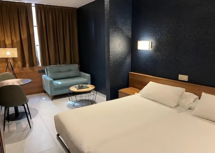 B&B: Hostal Iznájar Barcelona