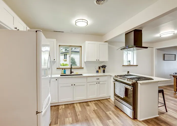 Baldwin Lakefront Home: Dock, Fire Pit & Trails!