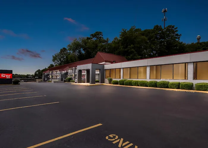 Motel: Red Roof Inn Hot Springs