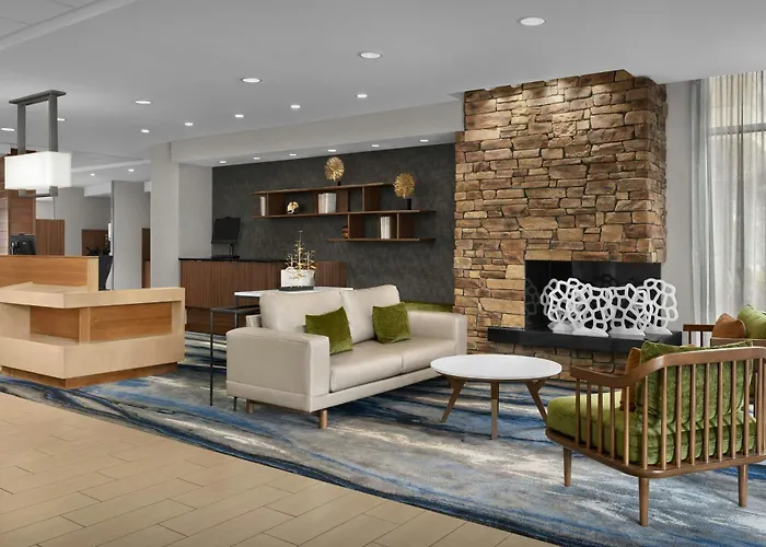 Fairfield Inn & Suites By Marriott Fayetteville North