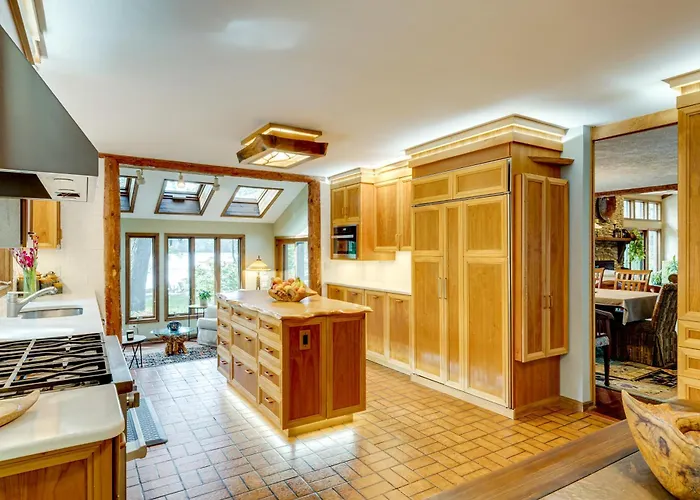 Luxe Poconos Pines Home W/ Beach + Amenities!