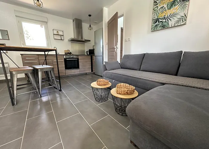 Séjour Romantique Jacuzzi intérieur Privé