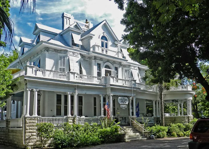 Amsterdam'S Curry Mansion Inn