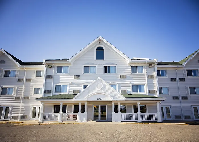 Travelodge Suites By Wyndham Regina - Eastgate Bay