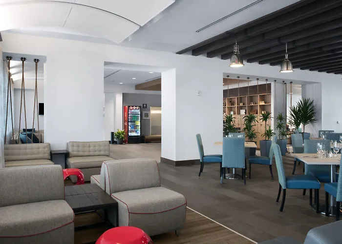 Сity center hotels Four Points By Sheraton Fort Lauderdale Airport/Cruise Port
