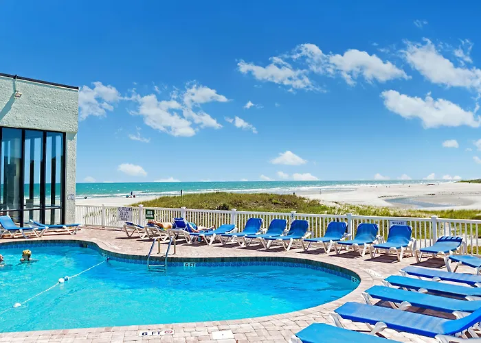 Hotel with Tennis: Sands Beach Club Resort