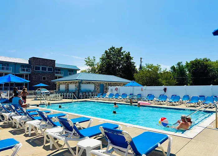 Put-In-Bay Waterfront Condo #107