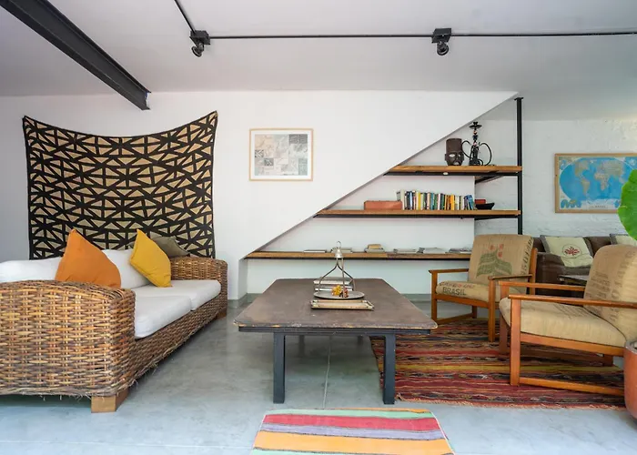 Colonial Villa In Laureles, Unique&Special House