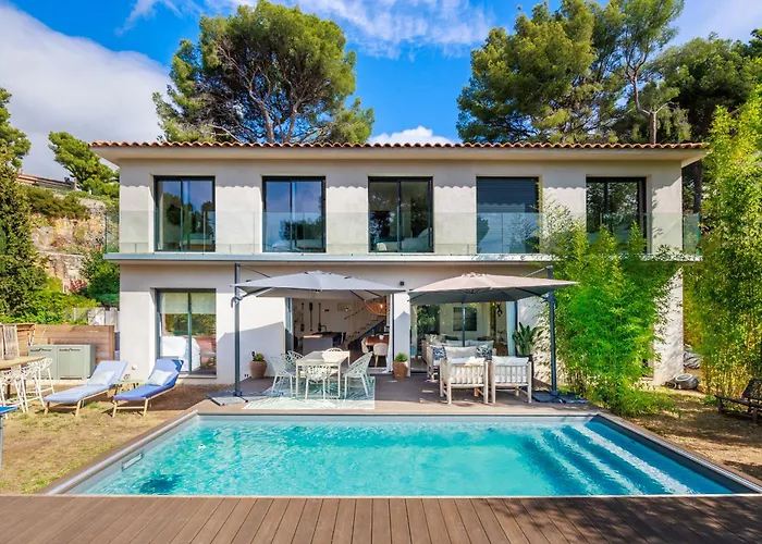 Villa Cosy Neuve 8 min à pieds des plages