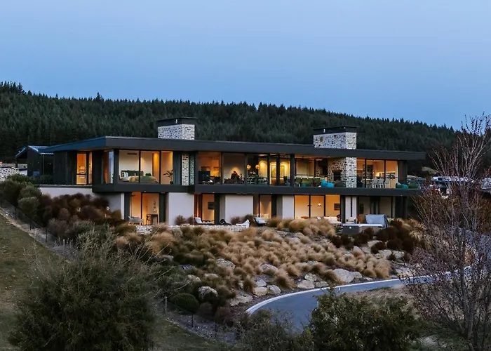 Ridgecrest - Sleeps 12 - Mountain Views