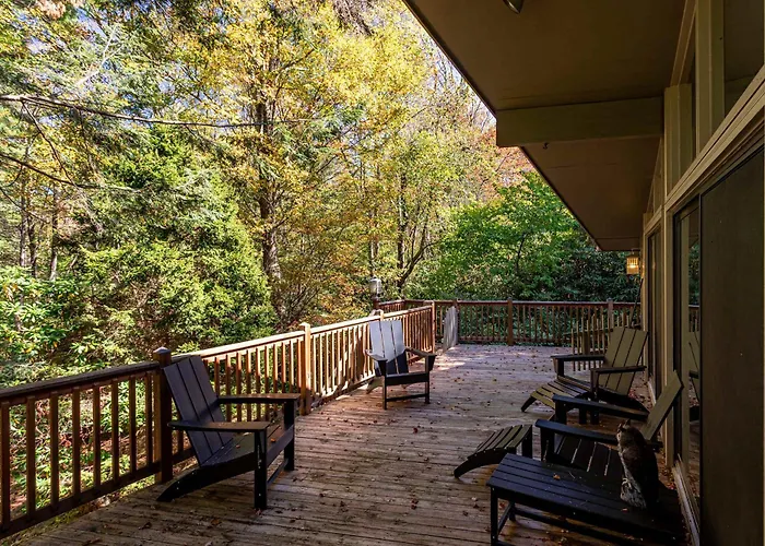 Whispering Pines Chalet Game Room Fire Pit