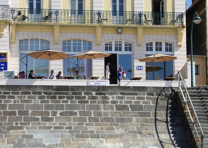Animaux admis Kyriad Saint Malo Centre Plage
