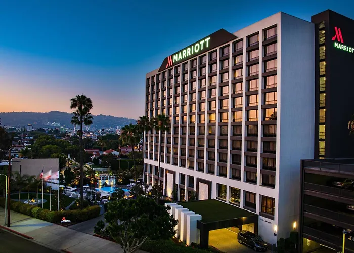 Hotel with Tennis: Beverly Hills Marriott