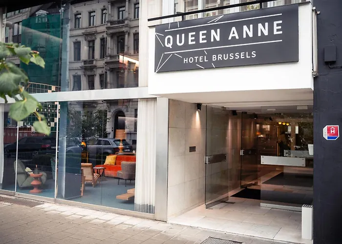  Queen Anne