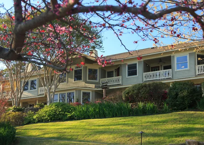 Boutique hotels Lookout Point Lakeside Inn