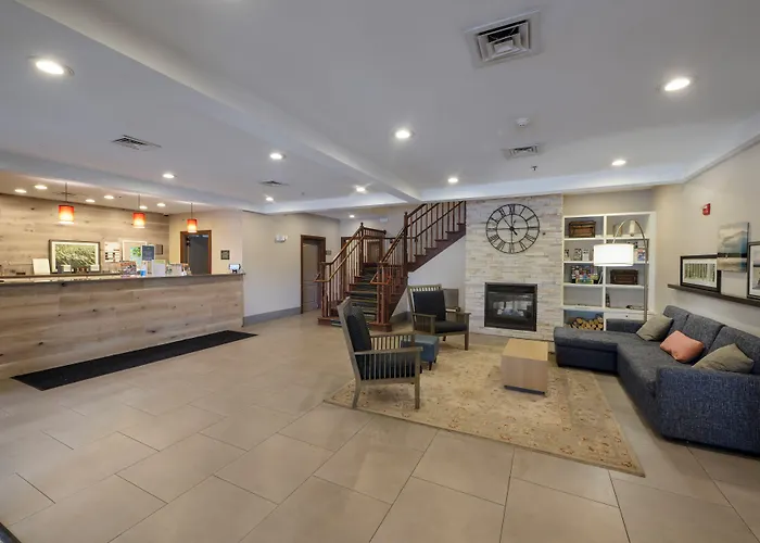 Country Inn & Suites By Radisson, Queensbury - Lake George , Ny