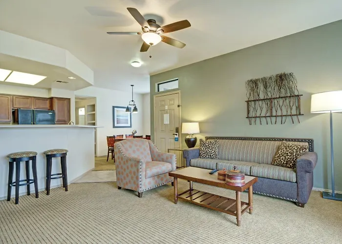 Hotel: Raintree At Phoenix South Mountain Preserve