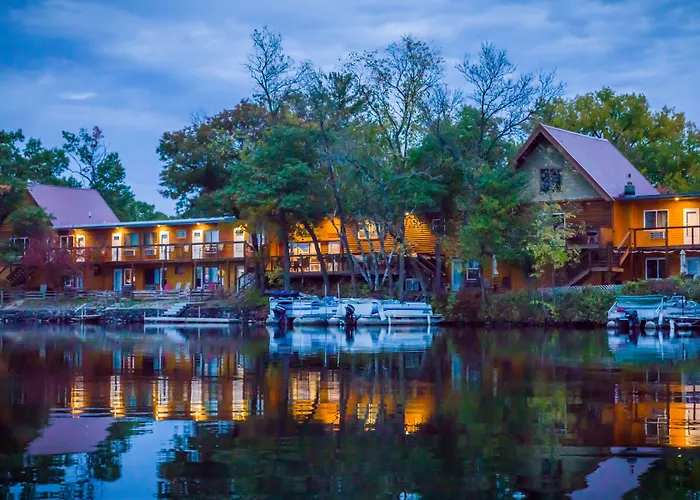 Curriers Lakeview Lodge