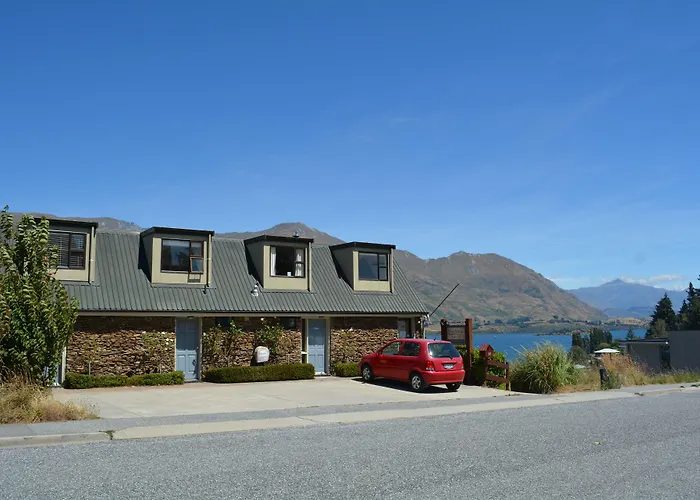 Pet Friendly hotel: Lakeview Motel