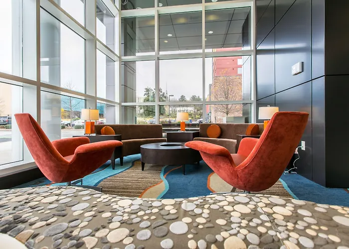 Luxury hotel only: Holiday Inn Hotel & Suites Chattanooga By Ihg