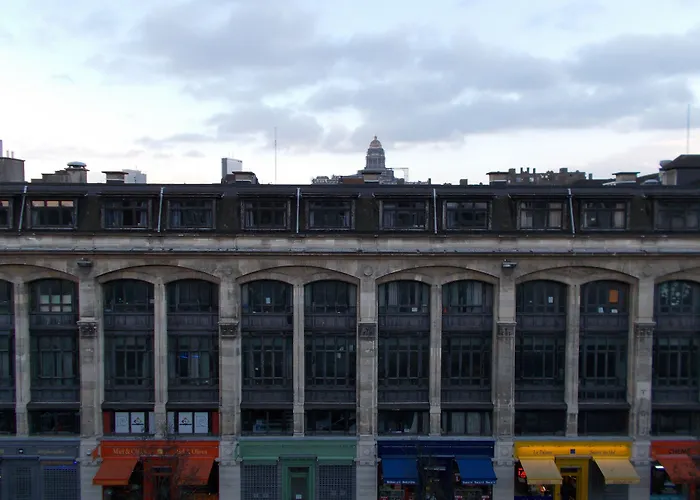 Auberge: Urban City Centre Hostel